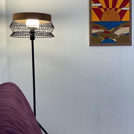 The Bohemian In Exarcheia Athens Centerアパートメント エクステリア 写真